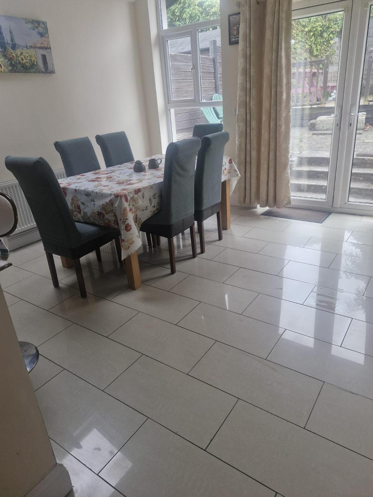Cobh Rambler Villa Room photo